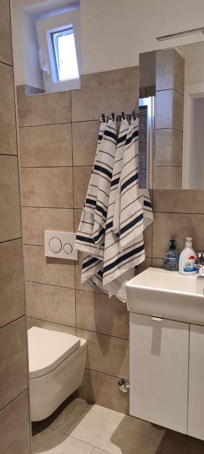 Studio Apartman Loreta Cres Exterior photo